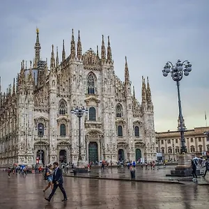 Moscova-duomo Loft Wifi, Netflix & Design , Milano Italia